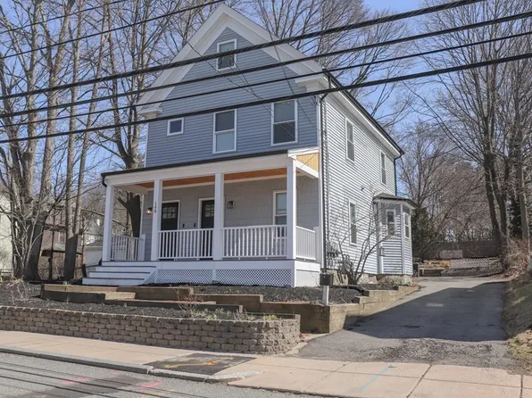 148 Summit St, Hyde Park, MA 02136