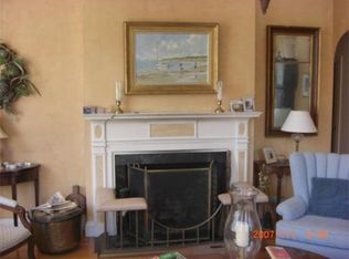 106-108 Charles St #2, Boston, MA 02114