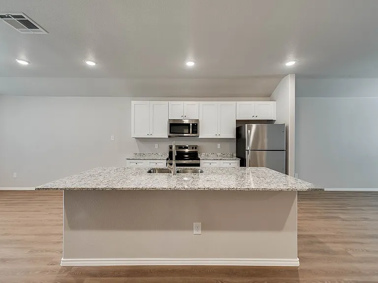 8207 E County Road 111 — Photo 5