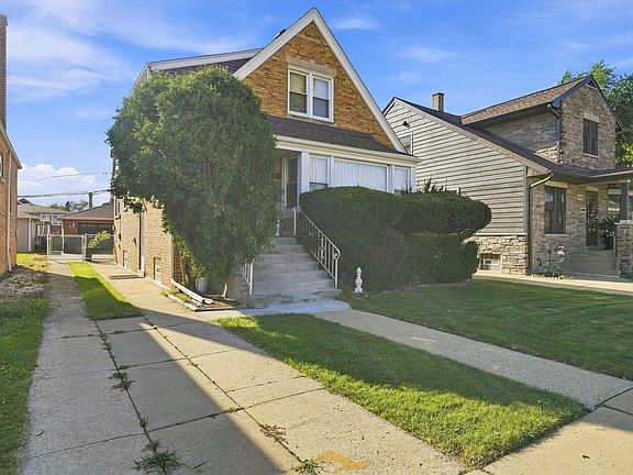 2nd image of 5434 S Neenah Ave