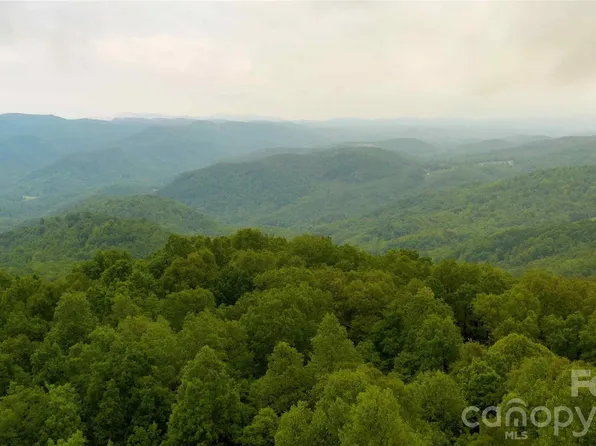 68-77 92 Misty Dawn Cv, Hendersonville, NC 28792