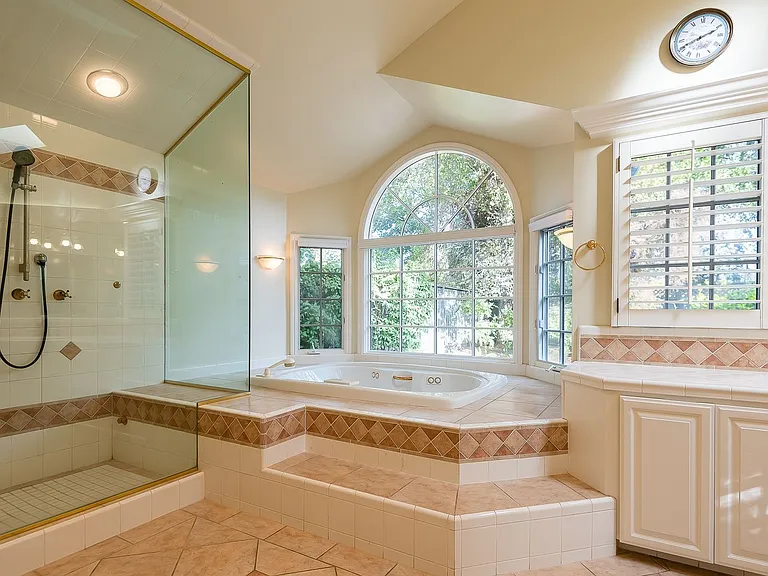 15870 Orange Blossom Ln — Photo 12