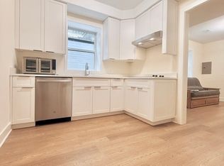 5618 Southwick St #B, Bethesda, MD 20817