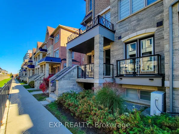 200 Veterans Dr Unit 30, Brampton, ON L7A 4S6