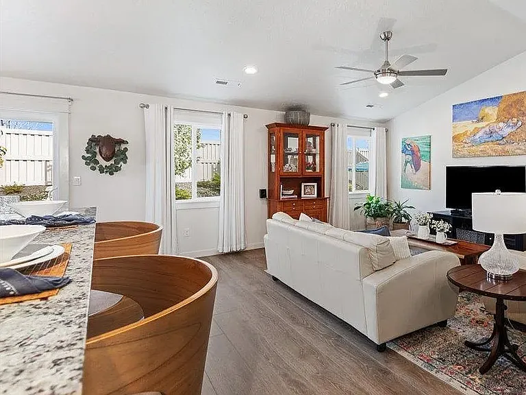 6194 W Los Flores Dr #6194 — Photo 6