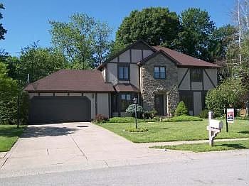 1st image of 1015 Lakewood Dr S