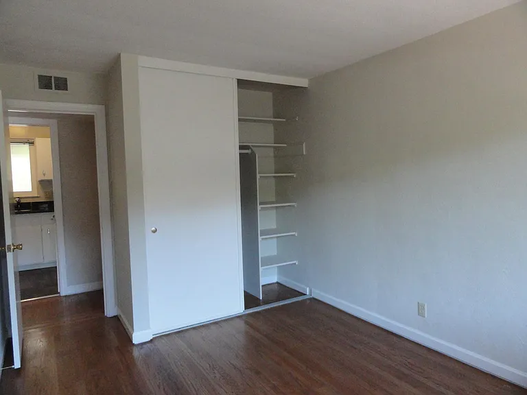 1115 Sir Francis Drake Blvd #3 — Photo 7