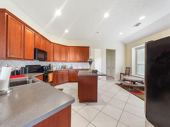 5th image of 3614 Hera Dr