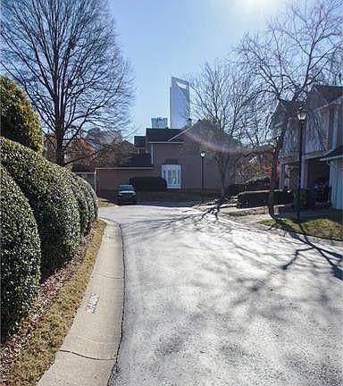 Shared parking in front of townhouse