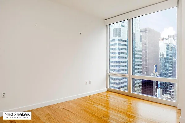 Rented by Nest Seekers International | media 3
