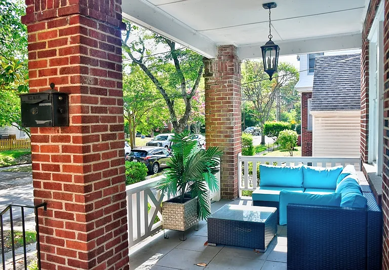 511 Rhode Island Ave — Photo 3