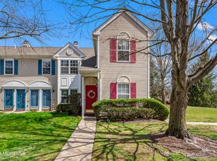 33 Stage Coach Dr, Holmdel, NJ 07733