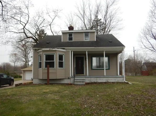 13244 S Huron River Dr, Romulus, MI 48174