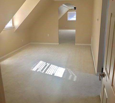 3rd image of 614 Turner Blvd