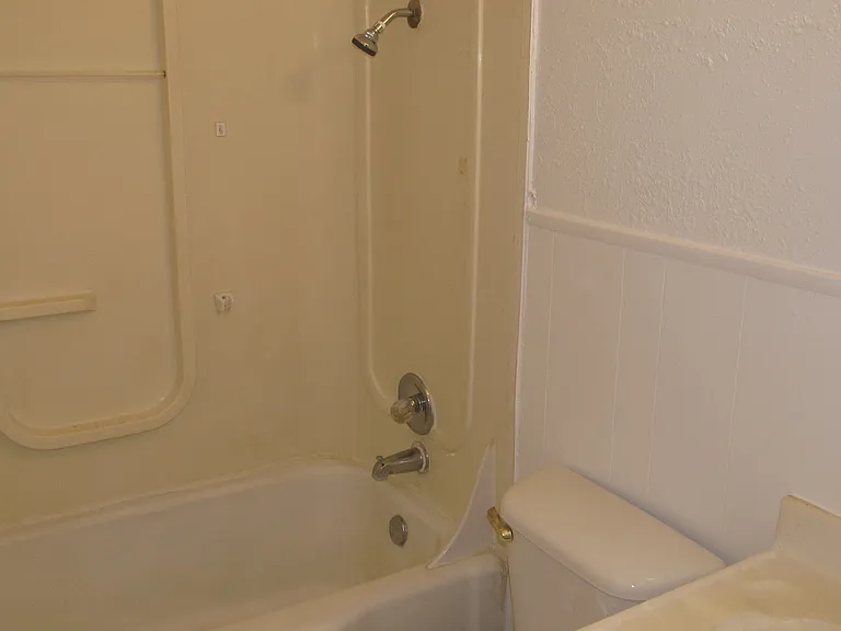 4806 Canton Ave — Photo 6