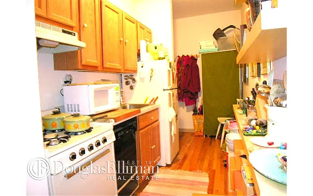 Rented by Douglas Elliman | media 43