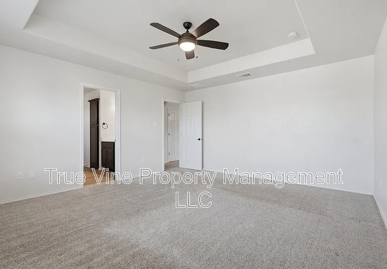 114 Katy Way — Photo 23