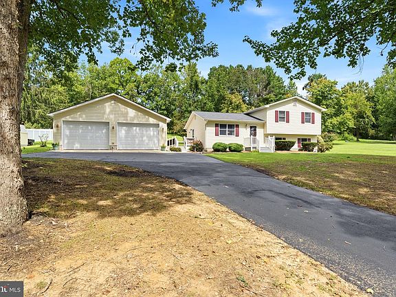 3rd image of 3130 Richfield Rd