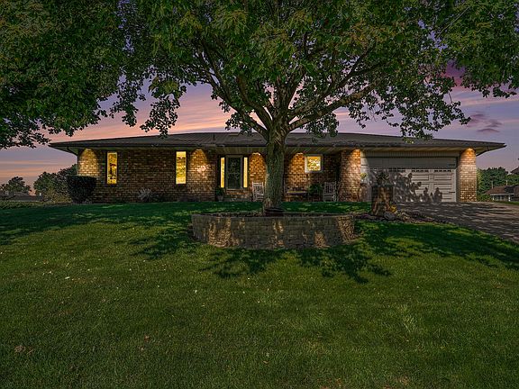 2nd image of 50981 Twilight Dr