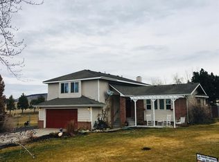 8507 Rocking Horse Ln, Klamath Falls, OR 97603