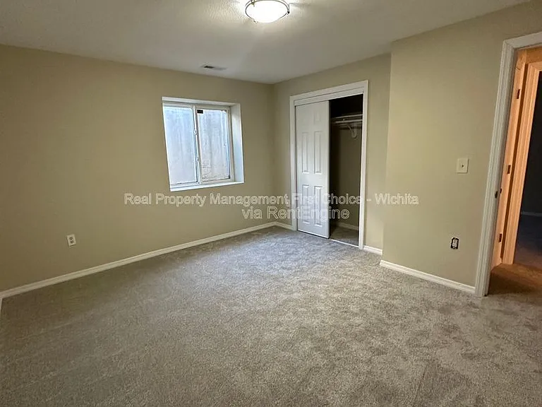 1450 N Green St — Photo 22