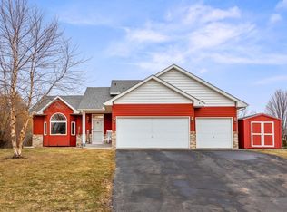 10242 49th St NE, Albertville, MN 55301