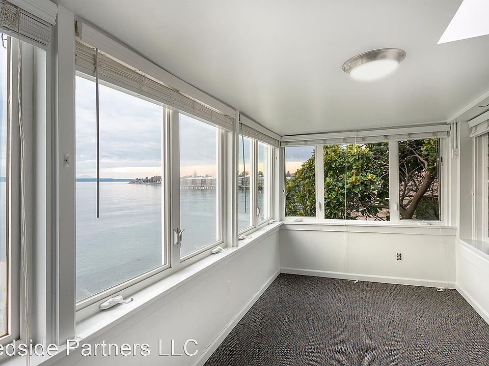 1st image of 4027 Beach Dr SW #11511078