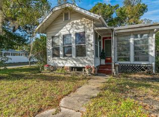 720 26th St W, Bradenton, FL 34205