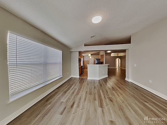 5th image of 13056 Waterbourne Dr