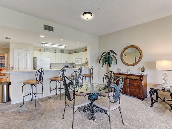 4th image of 403 Tarpon Ave APT 222