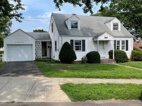 114 Quaker Road, Hamden, CT 06517