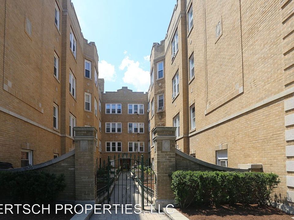 1st image of 4448 N Western Ave APT 3B