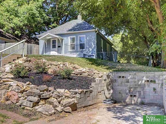 5th image of 4720 Parker St