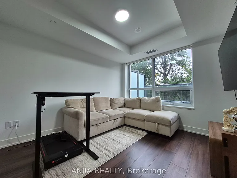 8 Cedarland Dr #321 — Photo 20
