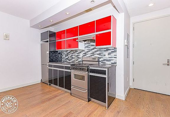 2nd image of 274 Jefferson St APT 4F