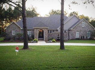 12 Riverchase Dr, Waynesboro, MS 39367