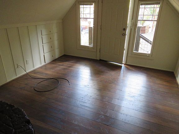 5th image of 8872 Brook Ave #2