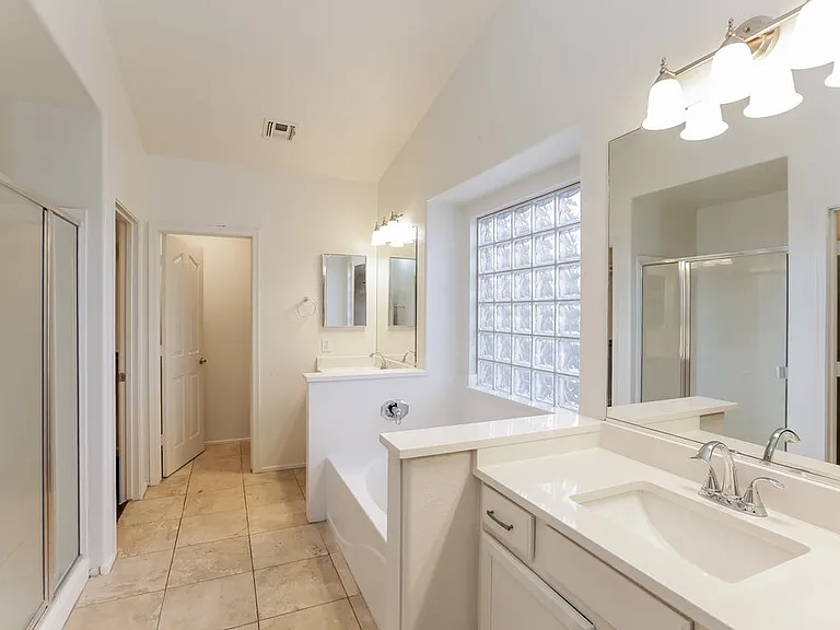 9243 W Salter Dr — Photo 11
