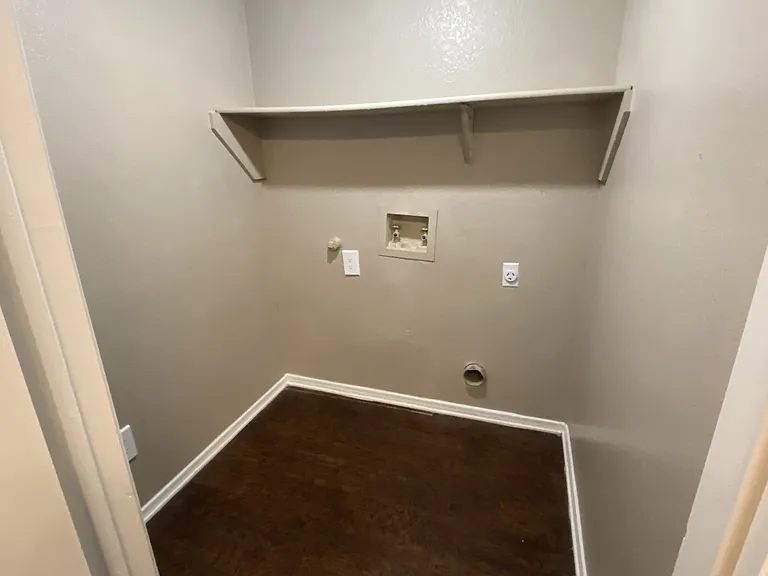 Walnut Creek Apartments — Photo 133