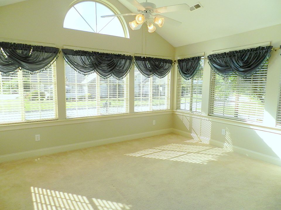 1st image of 4348 Grassy Moss Dr