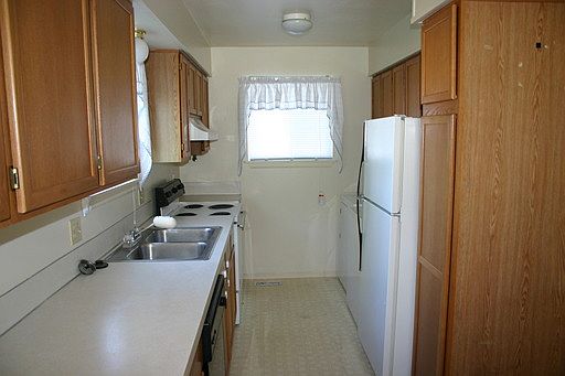 2nd image of 639 N Moffatt Ave APT 7