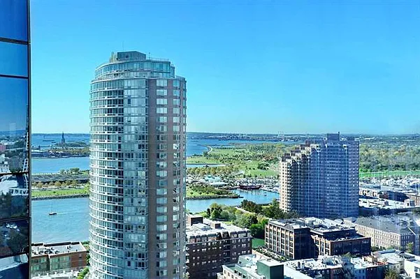 Sold by Weichert/Exchange Place | media 4