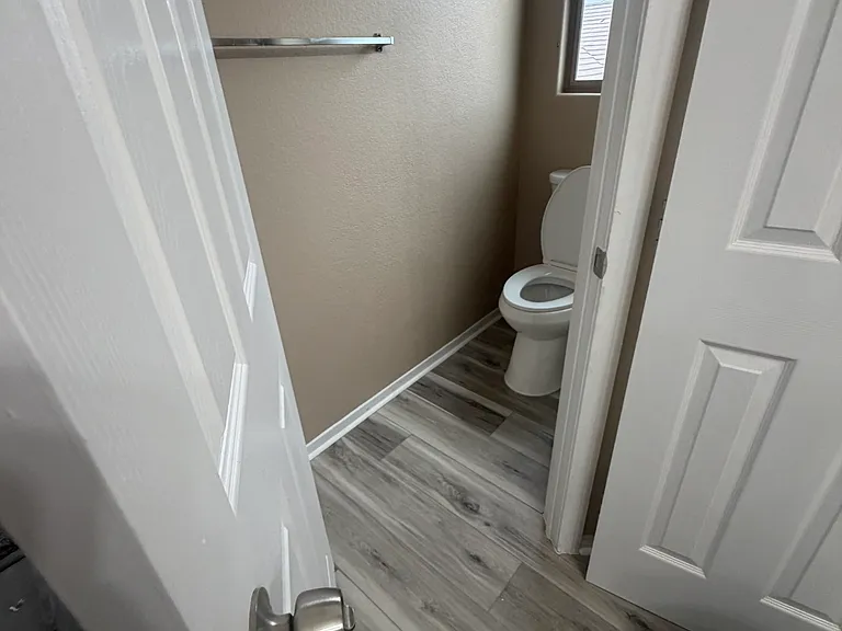 6314 Barrington Bridge Ave — Photo 3