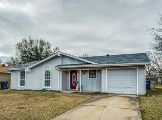 910 Greencove Dr, Garland, TX 75040