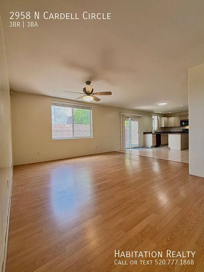 Very Private 3bd/2.5ba House + Loft + 2 Car Garage & Mountain Views! — Photo 3