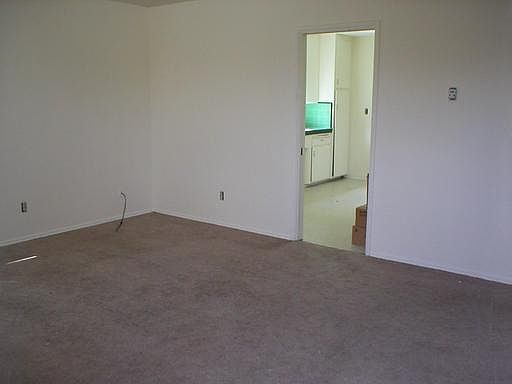 5th image of 3316 31st St