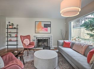 696 Crescent Blvd #ID1306272P, Glen Ellyn, IL 60137