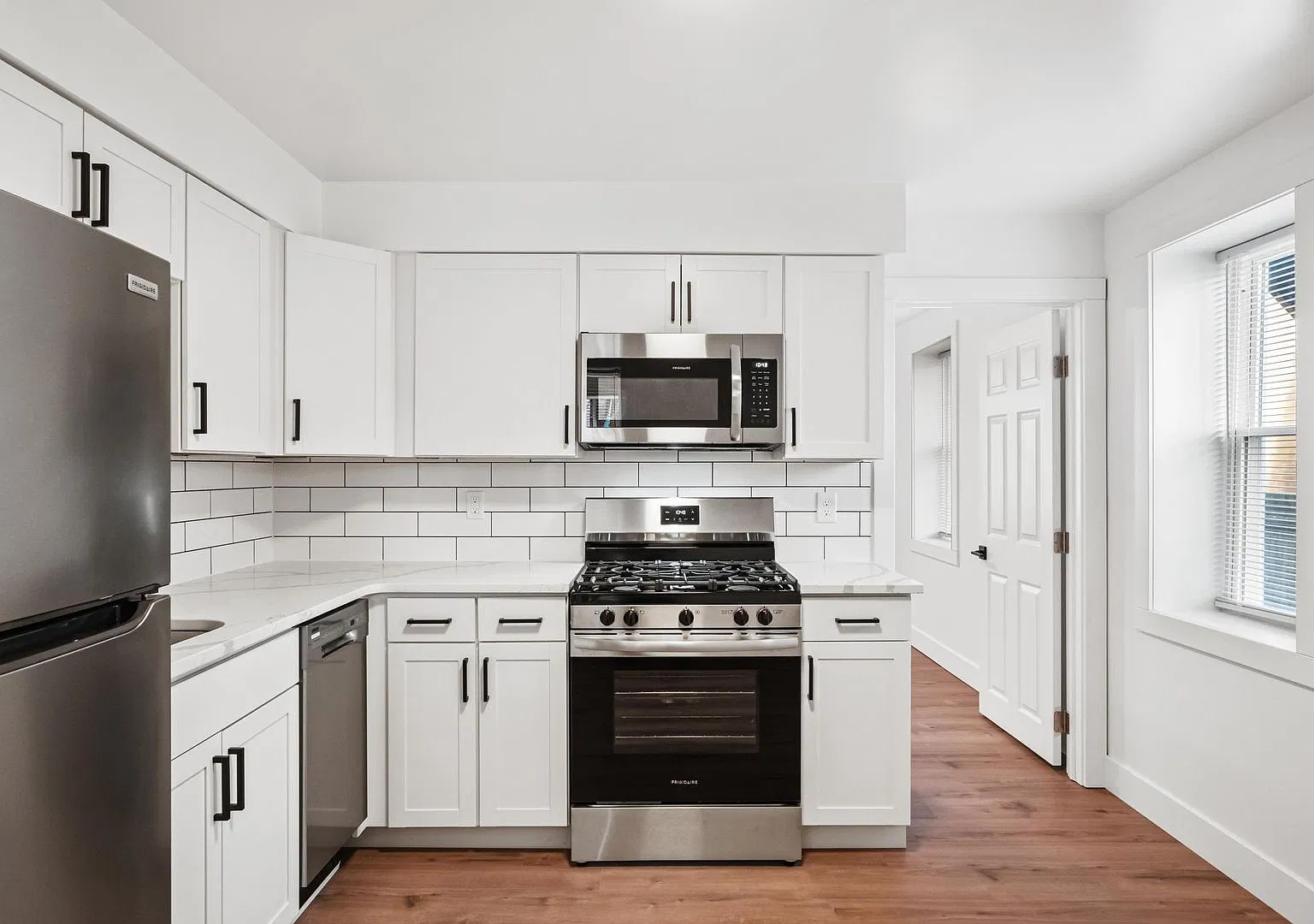 669 Montclair Street — Photo 2