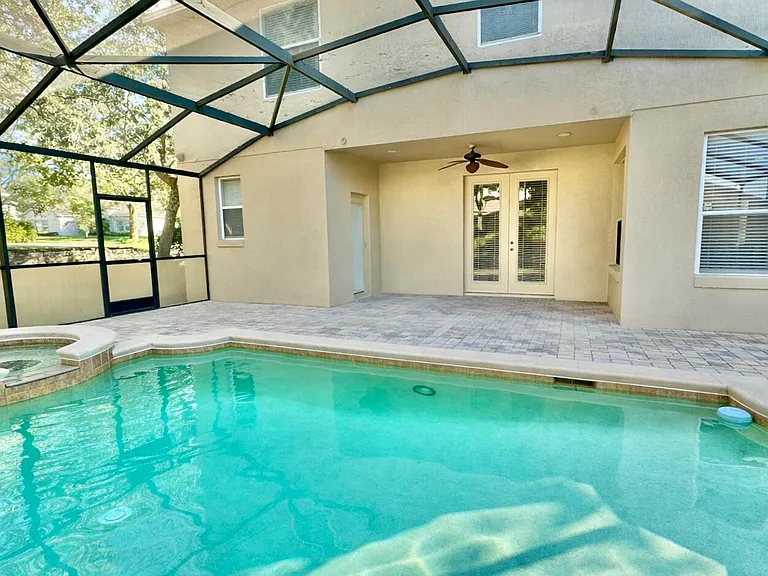 4410 Pine Gold Ave — Photo 3