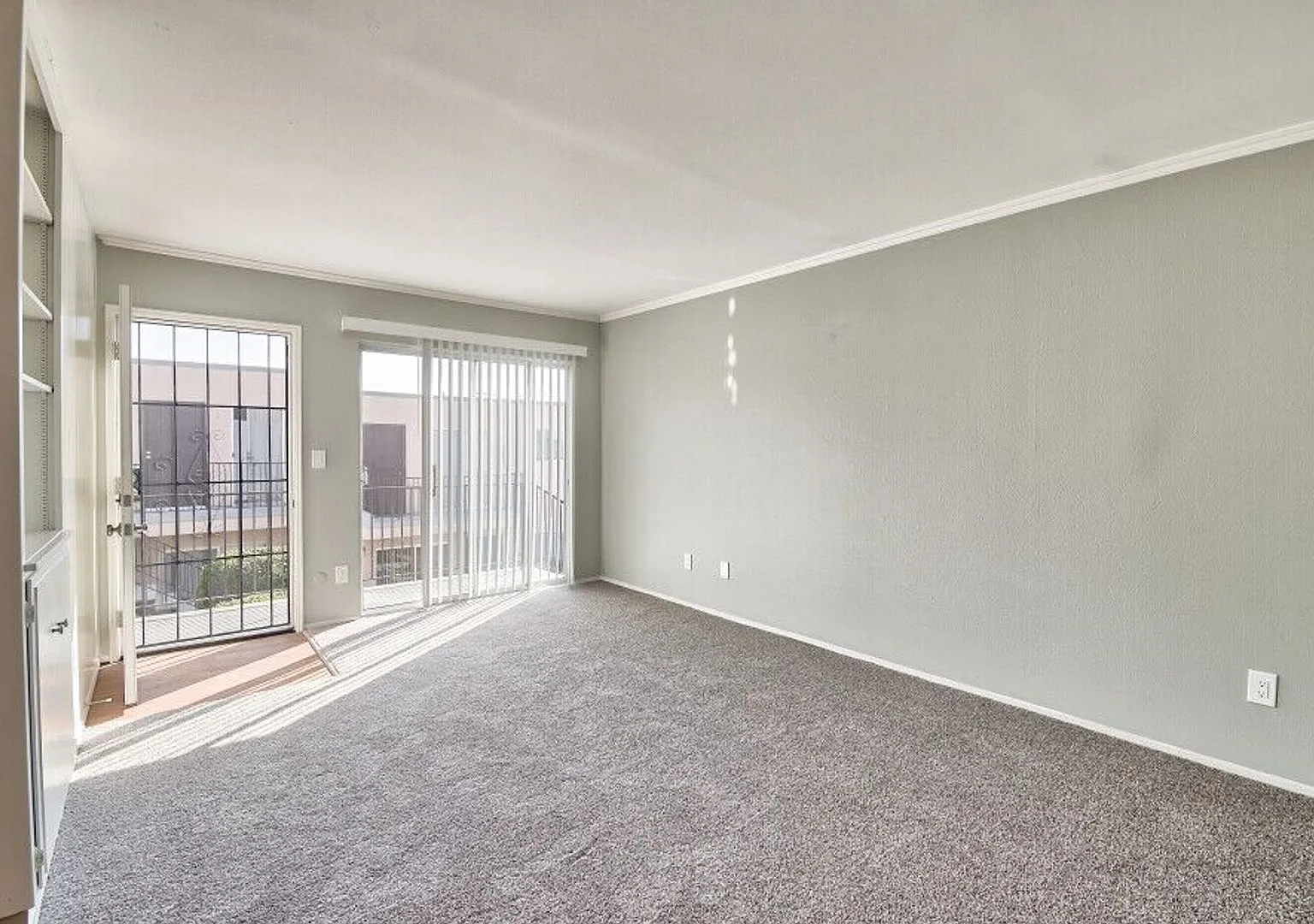 Twin Gables Apartments — Photo 4